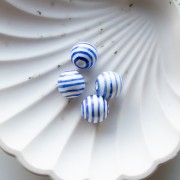 Round striped ceramic beads 12 mm - White - Dark blue x4