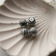 Round striped ceramic beads 12 mm - White - Black x4