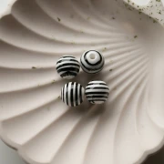 Round striped ceramic beads 12 mm - White - Black x4