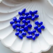 Irregular flower bead 18x17 mm in opaque glass - Dark blue x1