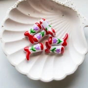 Pearl Santiag - cowboy boot 24x17 mm glass - Flower motif - Red - Lilac