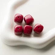 Beads irregular cubes 16x17 mm - second choice - Acrylic opaque Burgundy x10