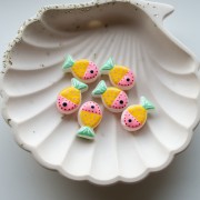 Glass fish bead 20x13 mm - Polka dot pattern - Pink - Orange - Mint green x1