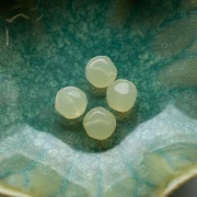 12 mm irregular round faceted beads, clear resin - Champagne x4