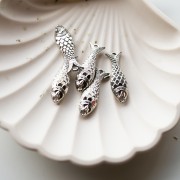 Fish spacer 27x9 mm in resin - Silver x1