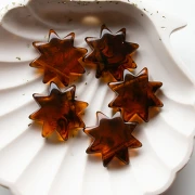 28 mm sun-shaped bead made of clear resin - Marbled amber x1