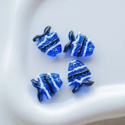 Glass fish bead 22x19 mm - Dark blue - Black - White x1