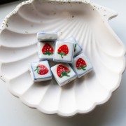 16 mm square ceramic bead - strawberry pattern - White - Red x1
