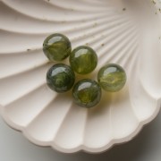 15.5 mm round beads in transparent acrylic - Olive marbled x5