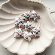 Ceramic fish bead 18x21 mm - White - Old rose x1