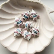 Ceramic fish bead 18x21 mm - White - Old rose x1