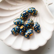 Ceramic fish bead 18x14 mm - Dark blue - Orange x1