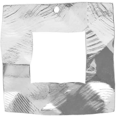 Irregular Square Hammered and Ridged Pendant, 26 mm - Fine silver plated x1