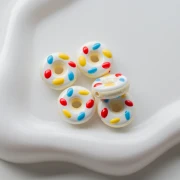 18.5 mm ceramic donuts bead - White - Red - Yellow - Blue x1