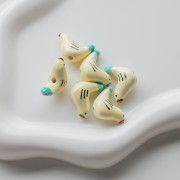 Ceramic bird bead 15x21 mm - Beige - Turquoise x1