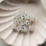 Resin cube bead 8 mm - raised eye motif - Transparent - White - Blue x1