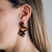 Half Flower Earrings 47x27 mm - Tortoiseshell - Brown - Black x2