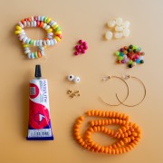 Mes bijoux DIY - Earrings kit with mix of colored beads