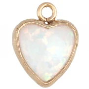7x5.5 mm heart-shaped charm with a white opal-style cabochon, Gold filled (laminated gold) x1