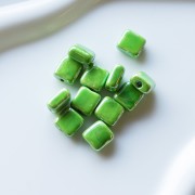 10 mm square ceramic bead - Light Green x1