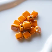 10 mm square ceramic bead - Orange x1