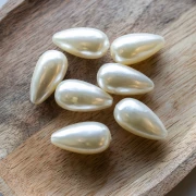 Teardrop-shaped bead, 29.5 x 16 mm, imitation freshwater bead - Cream pearlescent x1