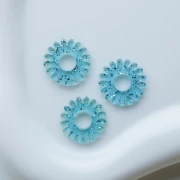 20 mm transparent acrylic daisy flower pendant - Blue with a grayish tint - Glittery x1