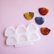 Géa Creations silicone mold for making geometric pendants, 27x35 mm