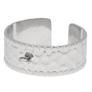 Wide, hammered, adjustable ring with a closed band - Sizes 53–60 - 304L stainless steel x1