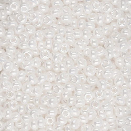 Preciosa 9/0 2.5 mm Seed Beads - Chalkwhite Sfinx x250g
