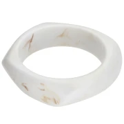 65 mm irregular square bangle made of opaque resin - Marbled white x1