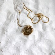 Shell-shaped photo pendant, 22x24 mm - Fine gold plated x1
