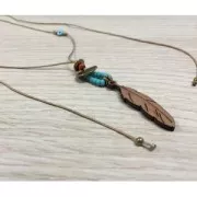 Feather pendant 50x12mm wood Brown x1
