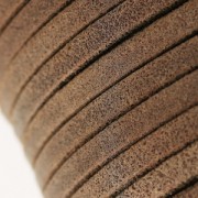 Double lace mandallic leather suede cracked 5 mm Brown x 50cm