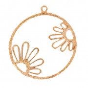 Filigreed Round Pendant Flower Pattern 28 mm Golden Rose x1