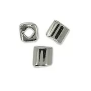 Toho Cubes 1.5mm