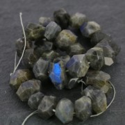 Irregular nugget bead drilled 12-25 mm Labradorite x1