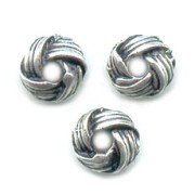 Old silver colored knot-shaped spacer beads 6x3mm x5|raw }}