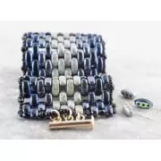 Pressed glass beads with 3 holes Cali Beads 3x8mm Green Silk x30