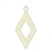 Epoxy resin and metal hollow rhombus shape charm 18 mm Cream x 8