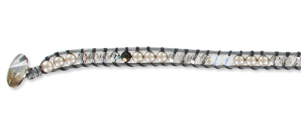 Wrap Bracelet Ashy Leather Cord Round and Pearly PureCrystal : Step 2