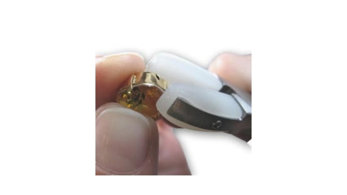 How to crimp cabochons? : Step 3