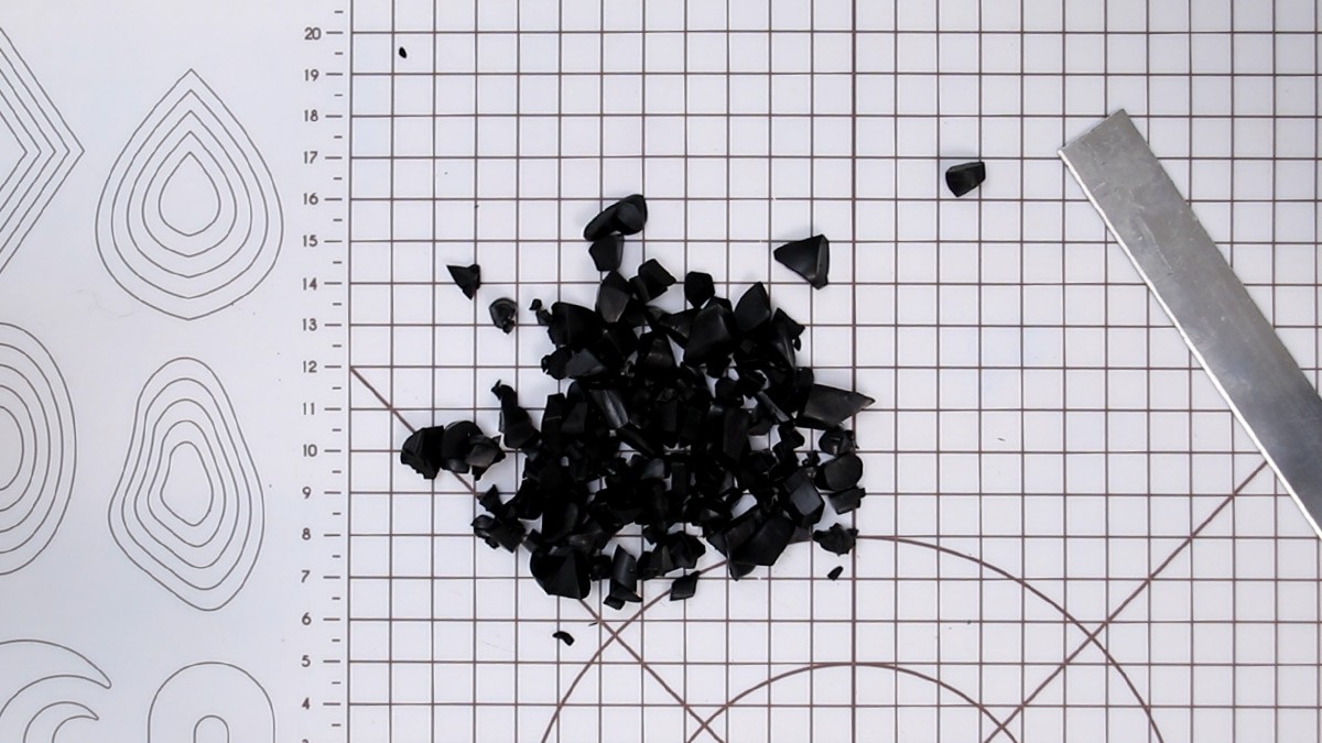 Learn how to create a white marble effect in polymer : Step 1 Learn how to create a white marble effect in polymer : Step 1