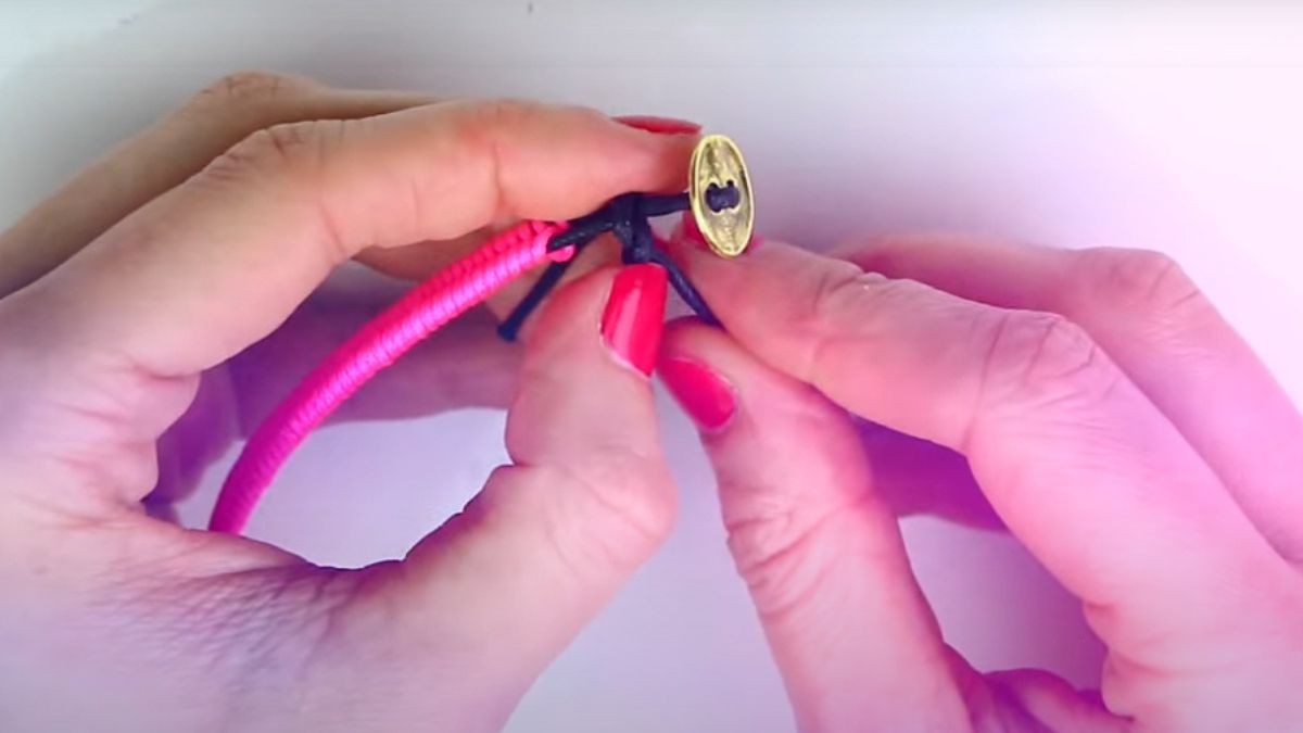 Make a brazilian bracelet : Step 7