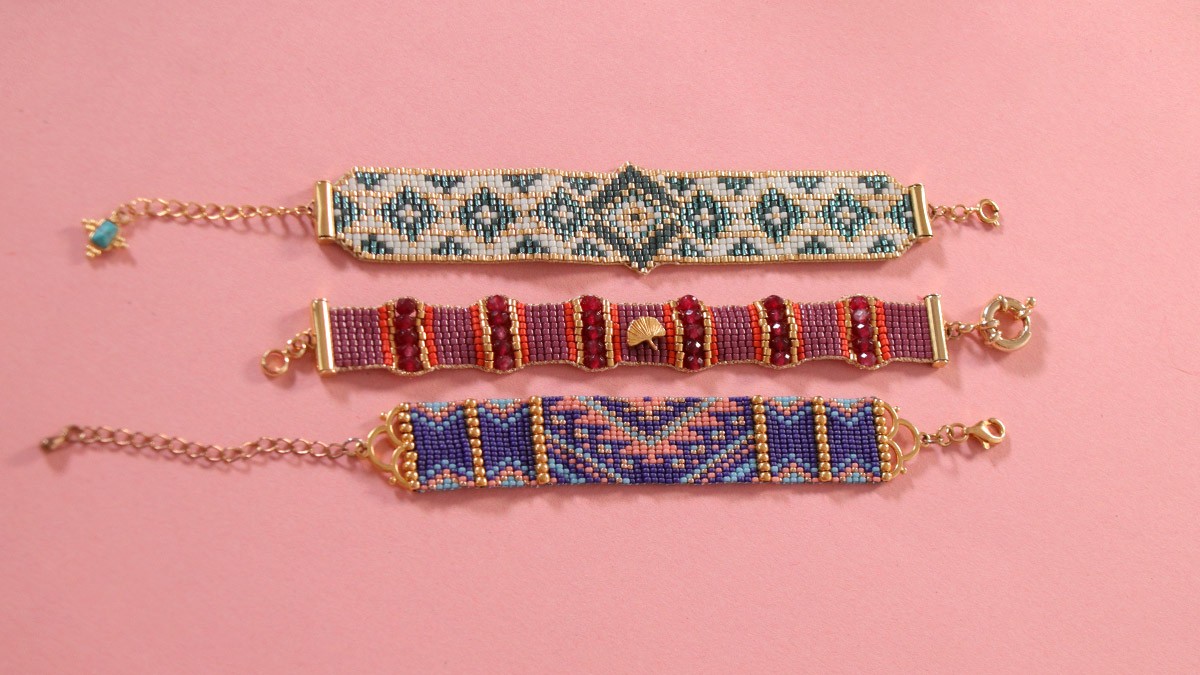 Schema Choose your weaving beads on a loom and connect a interlayer to weaving Schema Choose your weaving beads on a loom and connect a interlayer to weaving