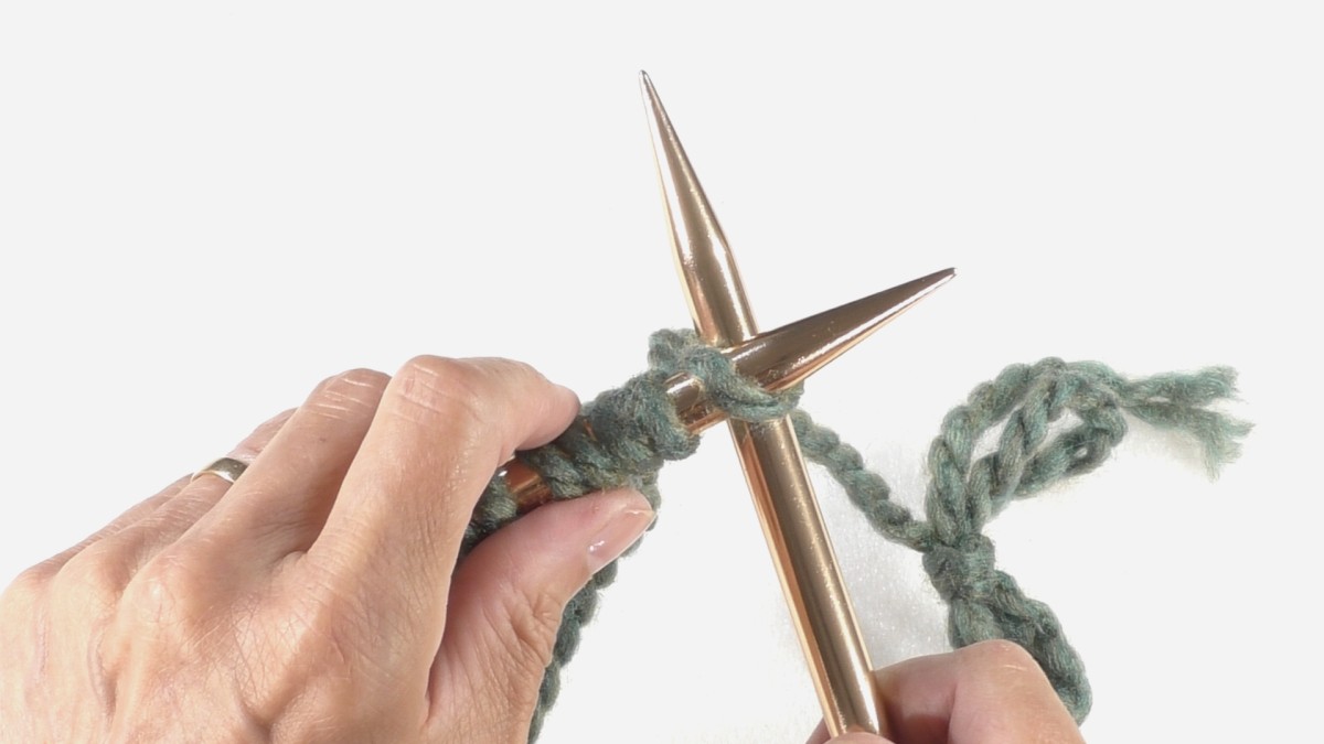 How do I knit a purl stitch? : Step 5
