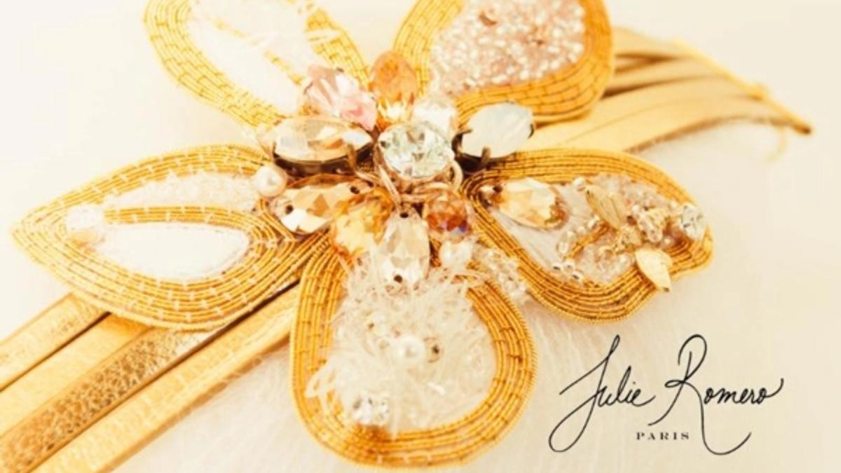 How to embroider with gold thread?