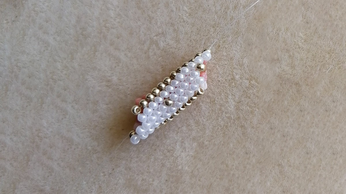 Learn the Peytwist weaving technique : Step 3 Learn the Peytwist weaving technique : Step 3