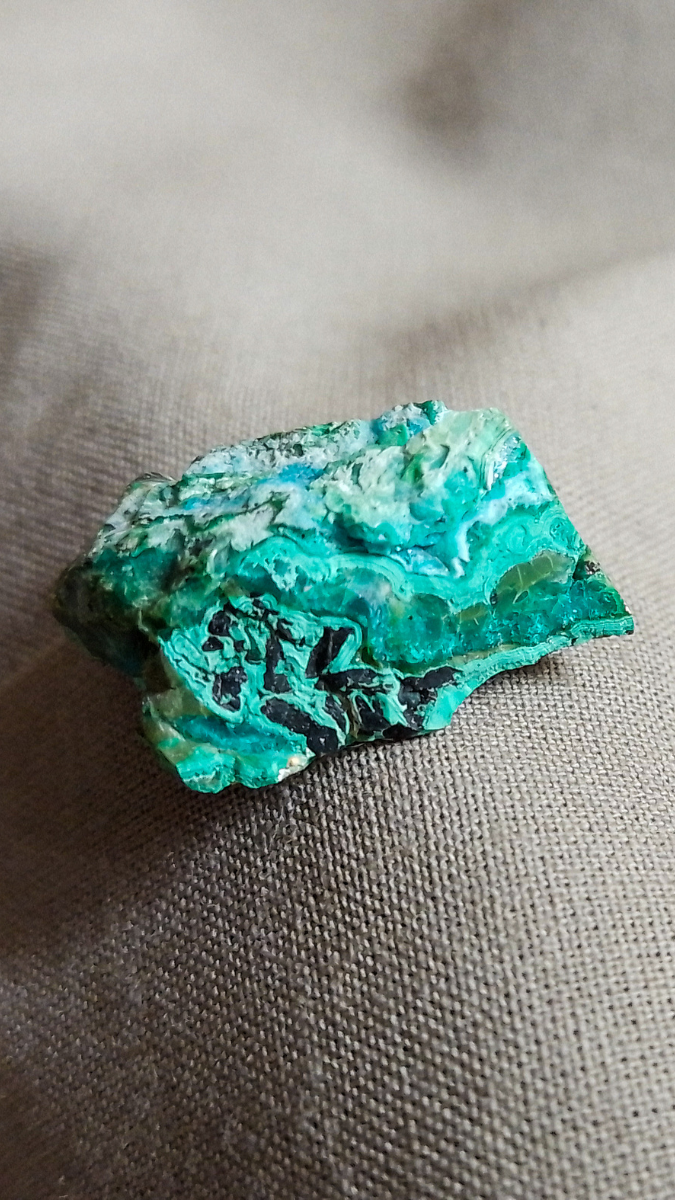 Schema  Malachite: meaning, origins and properties