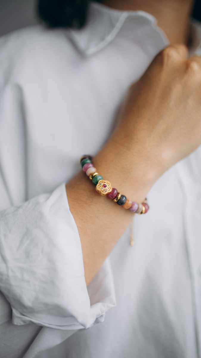 Schema 15 DIY heishi bead jewelry ideas Schema 15 DIY heishi bead jewelry ideas